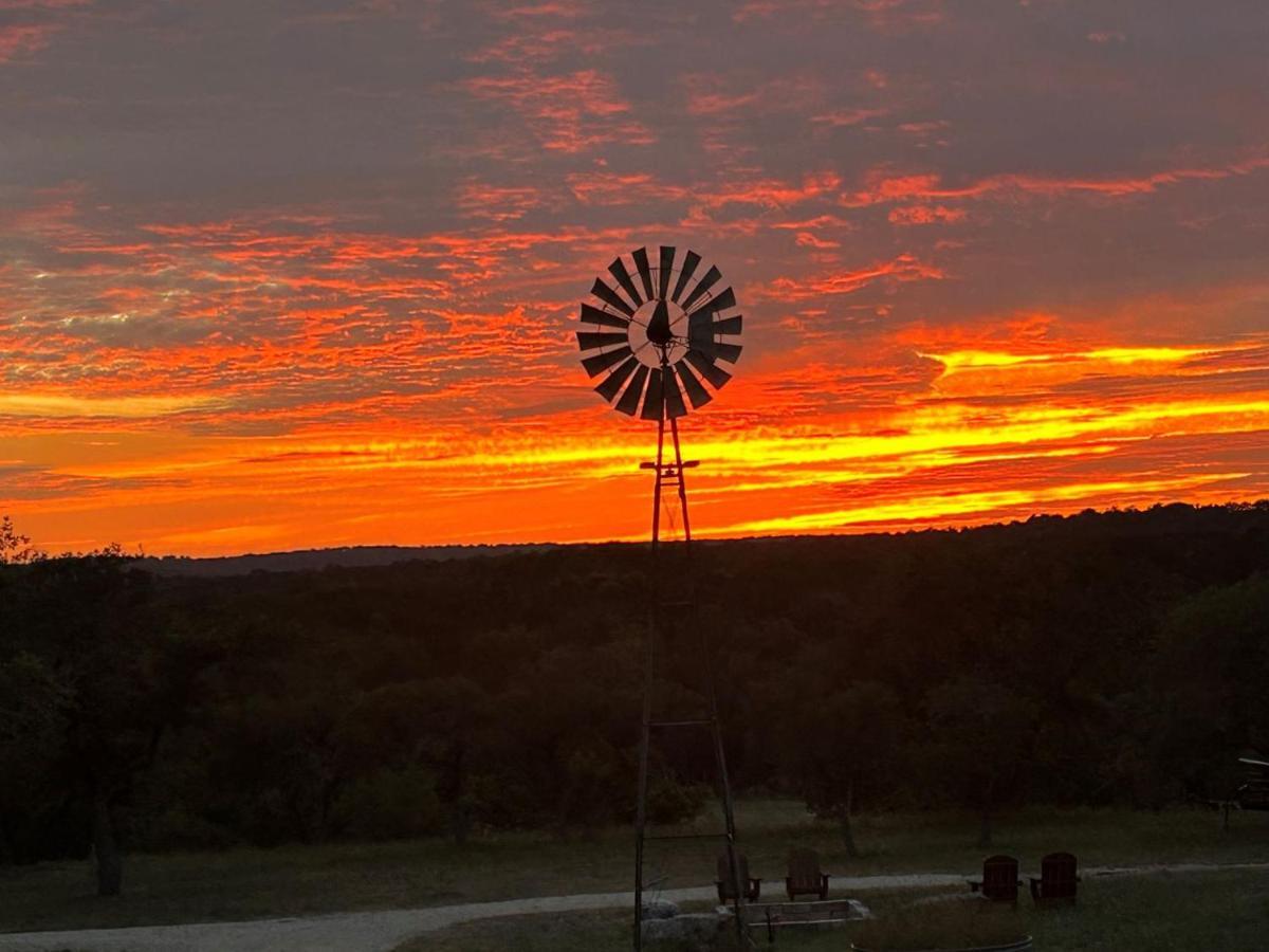 Inn At Sunset Mill Ranch Wimberley Exterior photo