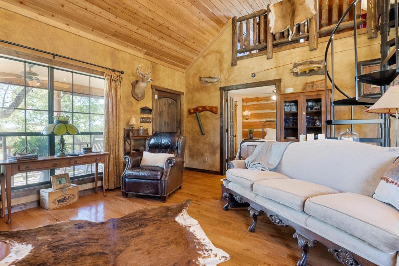 Inn At Sunset Mill Ranch Wimberley Exterior photo